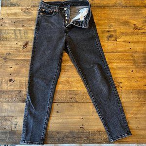 Levi's Wedgie Straight